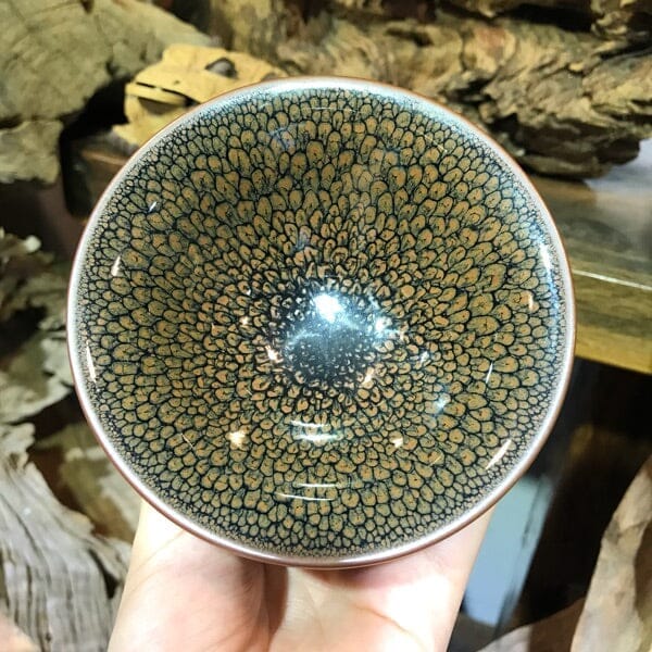 Chinese Ceramics: White, Celadon, Black, and Iconic "Tenmoku"