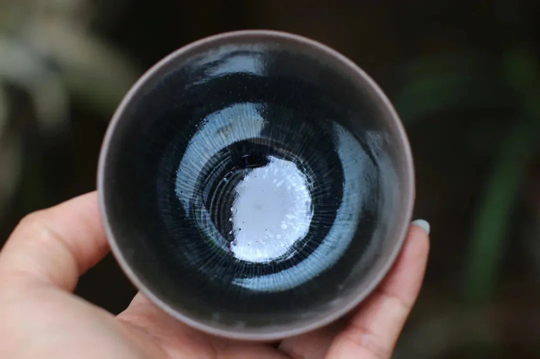 How can we cultivate the qualities of a teaware lover?