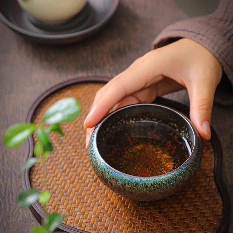 Tea Knowledge: Does Drinking Tea Cause Insomnia?