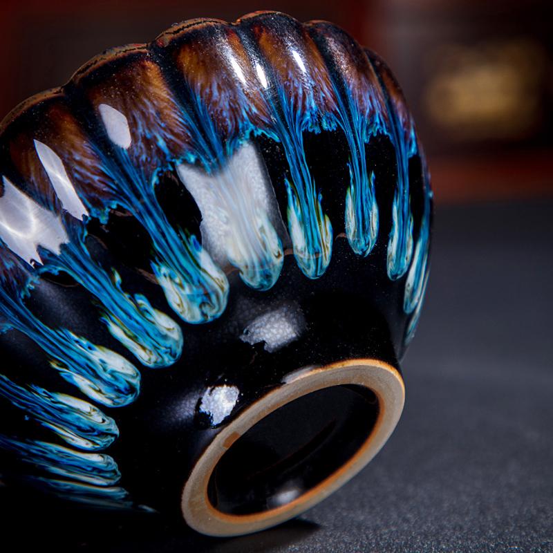 Golden Peacock – Handmade Jianzhan with Oil-Spot Glaze – Tenmokus